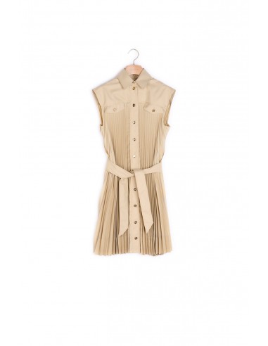 Robe plissée façon chemise chez Cornerstreet bien 